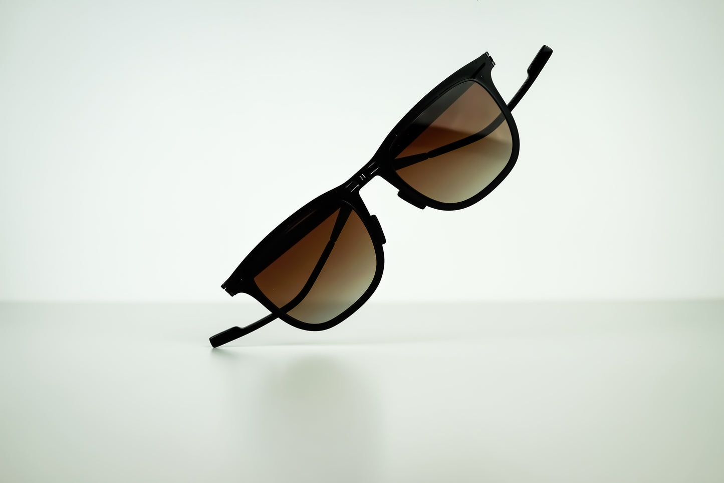 The Kennedy's - Deconstructed Wayfarer
